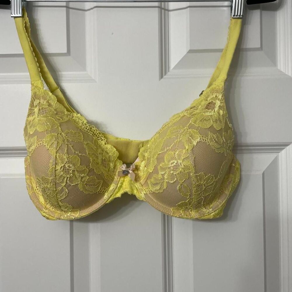 Victoria's Secret Women's Yellow Lace Bra 34D